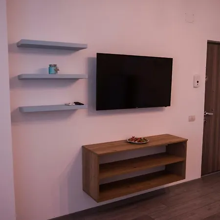 With Beautiful 50 Sqm Terrace Navodari